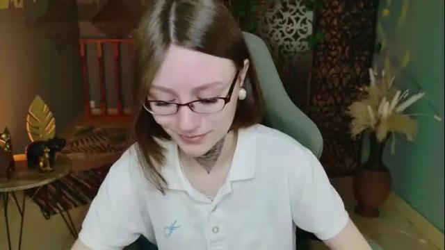 Image 8 of esterhernandes Stream on Chaturbate on 5 days ago