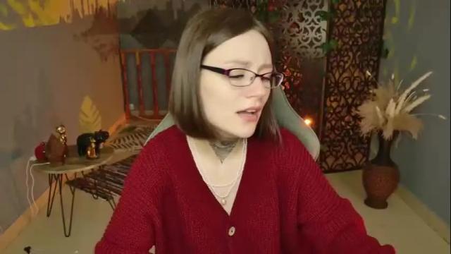 Image 11 of esterhernandes Stream on Chaturbate on 3 days ago