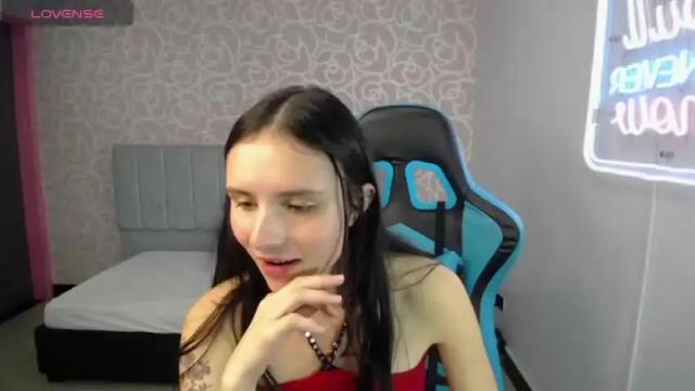 Image 10 of esther_ch Stream on Chaturbate on 13 months ago