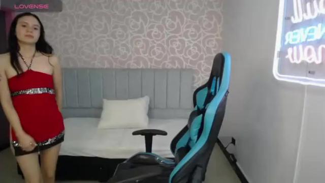 Image 11 of esther_ch Stream on Chaturbate on 13 months ago