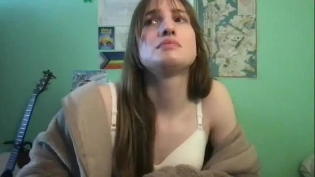 Image 2 of esthergreyplus Stream on Chaturbate on 1 month ago