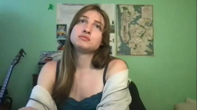Image 7 of esthergreyplus Stream on Chaturbate on 15 days ago