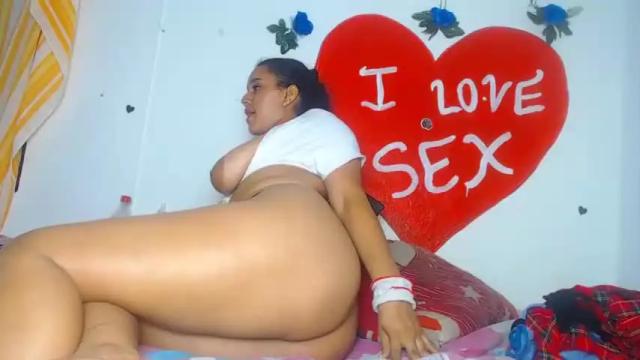 Image 7 of esthervagina21 Stream on Chaturbate on 16 months ago