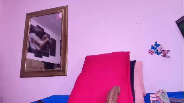 Image 4 of estrella_hanks_ Stream on Chaturbate on 1 month ago