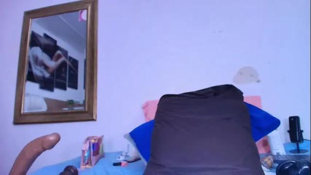 Image 11 of estrella_hanks_ Stream on Chaturbate on 1 month ago