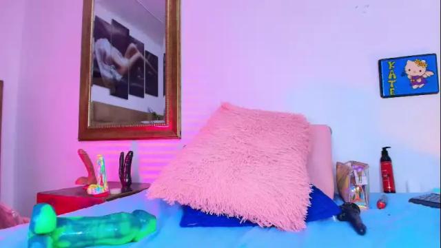 Image 6 of estrella_hanks_ Stream on Chaturbate on 11 days ago