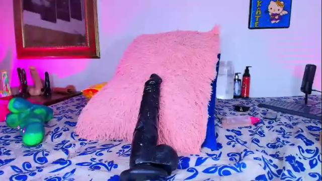 Image 2 of estrella_hanks_ Stream on Chaturbate on 8 days ago