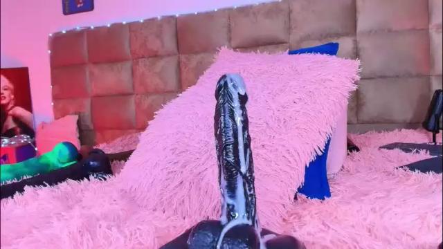Image 6 of estrella_hanks_ Stream on Chaturbate on 1 month ago