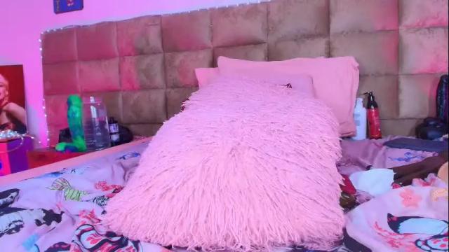 Image 12 of estrella_hanks_ Stream on Chaturbate on 1 month ago