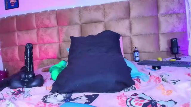 Image 8 of estrella_hanks_ Stream on Chaturbate on 1 month ago