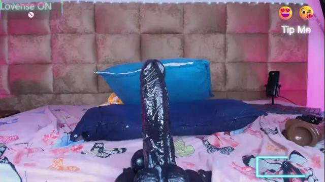 Image 10 of estrella_hanks_ Stream on Chaturbate on 1 month ago