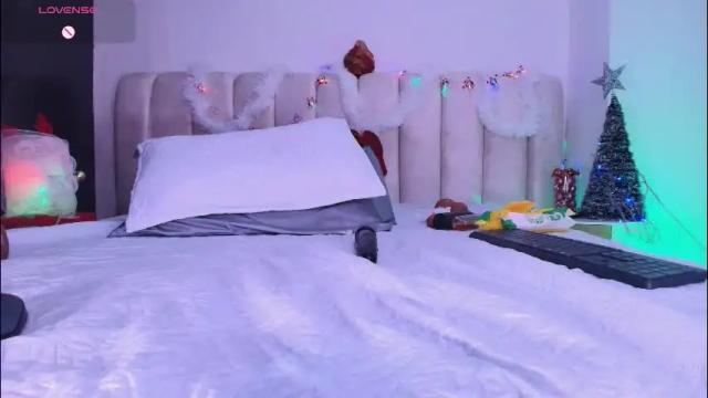 Image 2 of estrella_hanks_ Stream on Chaturbate on 24 days ago