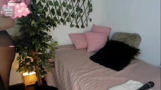 Image 3 of estrellah__ Stream on Chaturbate on 3 days ago