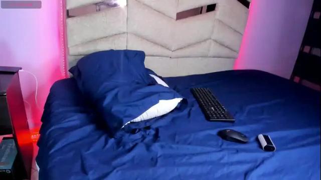 Image 2 of eterea_blow Stream on Chaturbate on 1 month ago