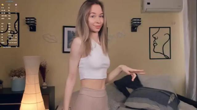 Image 7 of eugeniabrainard Stream on Chaturbate on 11 days ago