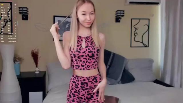 Image 7 of eugeniabrainard Stream on Chaturbate on 1 month ago