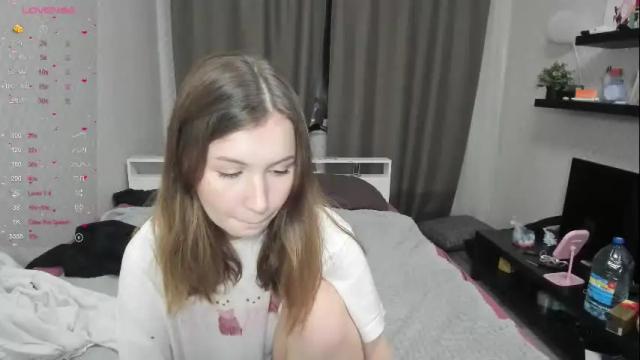 Image 2 of eumomino Stream on Chaturbate on 26 days ago