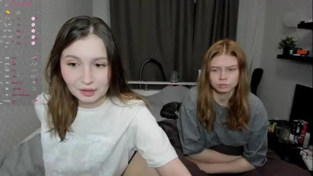 Image 3 of eumomino Stream on Chaturbate on 16 days ago