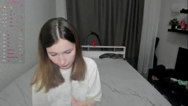 Image 2 of eumomino Stream on Chaturbate on 15 days ago