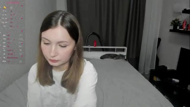 Image 3 of eumomino Stream on Chaturbate on 15 days ago