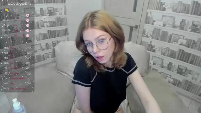 Image 2 of eumomino Stream on Chaturbate on 4 days ago