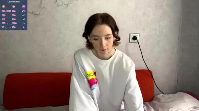 Image 3 of euphoria_girls Stream on Chaturbate on 1 month ago