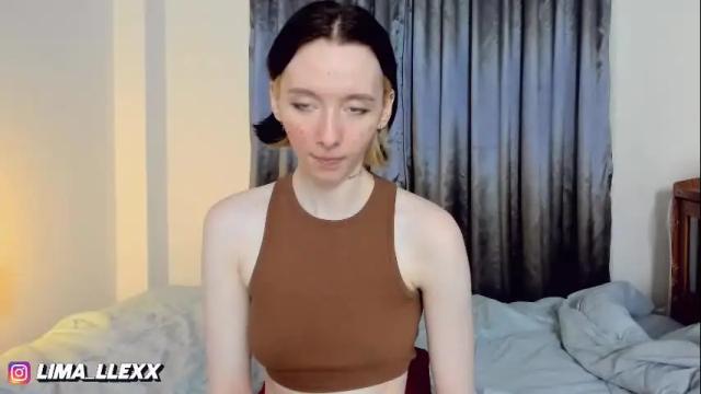 Image 3 of euphoria_girls Stream on Chaturbate on 15 days ago