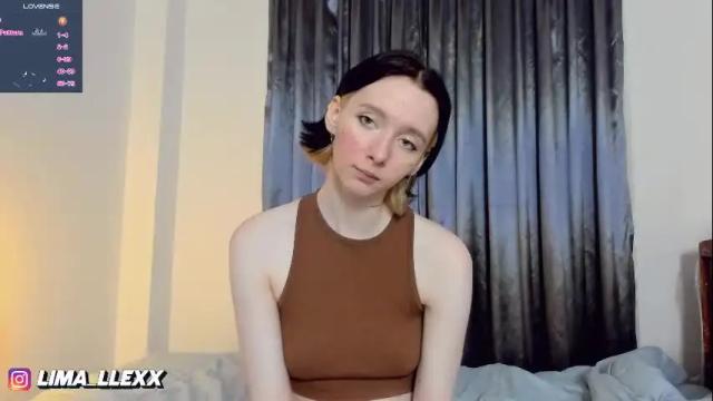 Image 4 of euphoria_girls Stream on Chaturbate on 15 days ago