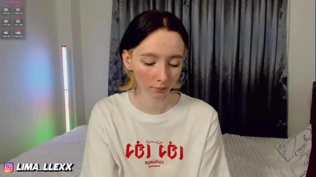 Image 2 of euphoria_girls Stream on Chaturbate on 13 days ago