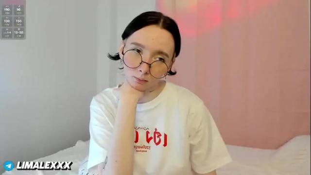 Image 7 of euphoria_girls Stream on Chaturbate on 8 days ago