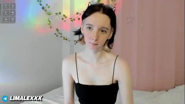 Image 7 of euphoria_girls Stream on Chaturbate on 4 days ago