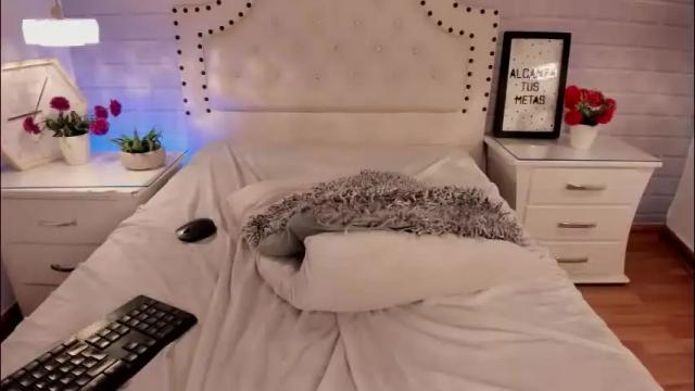 Image 11 of eureekaa Stream on Chaturbate on 1 month ago