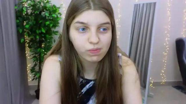 Image 4 of eva___blush Stream on Chaturbate on 15 months ago