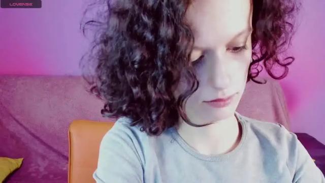 Image 2 of eva__foxy Stream on Chaturbate on 19 months ago