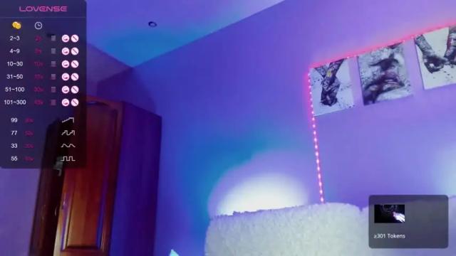 Image 10 of eva__foxy Stream on Chaturbate on 16 months ago
