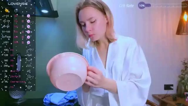Image 8 of eva__lol Stream on Chaturbate on 13 months ago