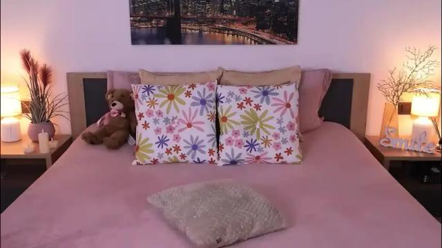 Image 7 of eva__si Stream on Chaturbate on 2 days ago