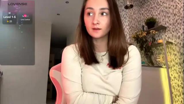 Image 8 of eva_elfis Stream on Chaturbate on 3 months ago