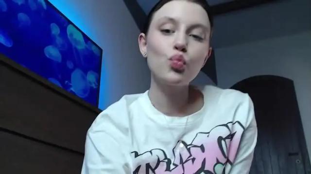 Image 10 of eva_eva_eva_eva_eva Stream on Chaturbate on 14 months ago