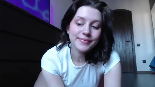 Image 2 of eva_eva_eva_eva_eva Stream on Chaturbate on 17 months ago