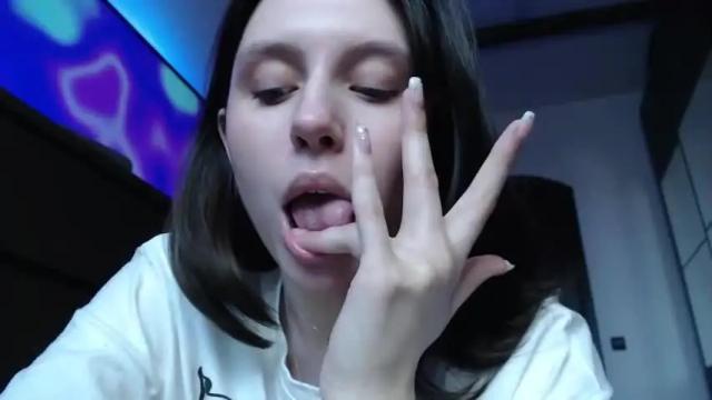 Image 8 of eva_eva_eva_eva_eva Stream on Chaturbate on 17 months ago