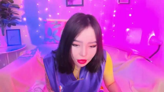 Image 3 of eva_liu Stream on Chaturbate on 15 months ago