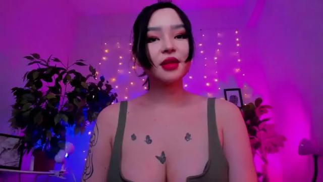 Image 4 of eva_liu Stream on Chaturbate on 15 months ago