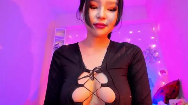 Image 2 of eva_liu Stream on Chaturbate on 15 months ago