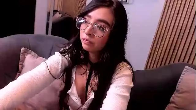 Image 4 of eva_macalliter Stream on Chaturbate on 2 months ago
