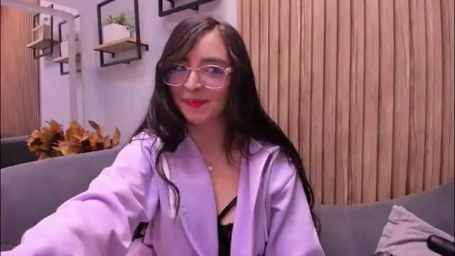 Image 3 of eva_macalliter Stream on Chaturbate on 1 month ago