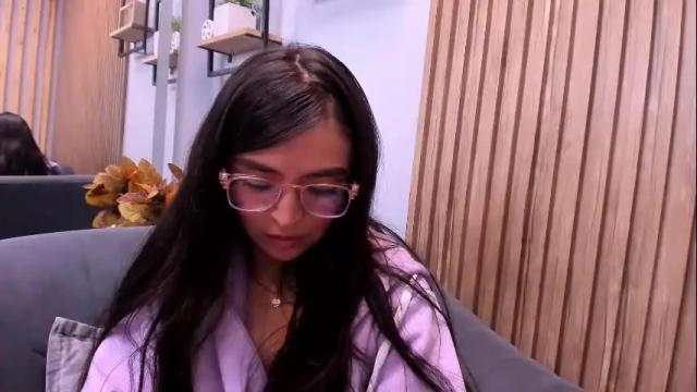 Image 3 of eva_macalliter Stream on Chaturbate on 1 month ago