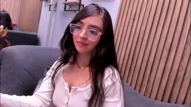 Image 6 of eva_macalliter Stream on Chaturbate on 29 days ago