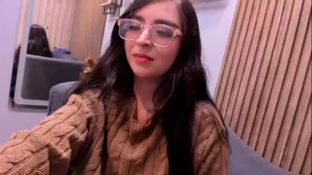 Image 7 of eva_macalliter Stream on Chaturbate on 28 days ago