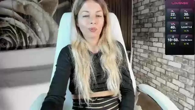 Image 4 of eva_melow Stream on Chaturbate on 4 months ago